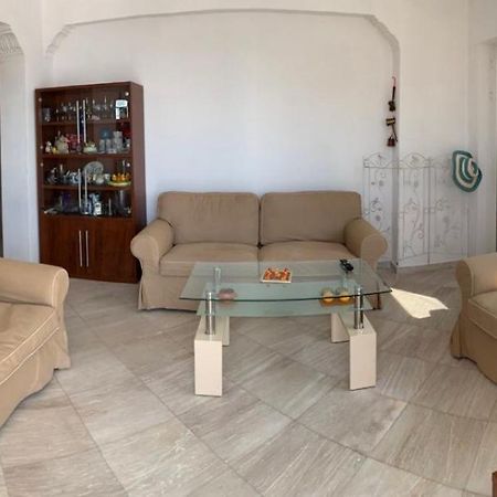 Kasa Villa Каристос Екстериор снимка